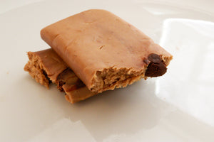 Peanut Butter & Dark Chocolate Chip Energy Bar (1 Box / 8 Bars)